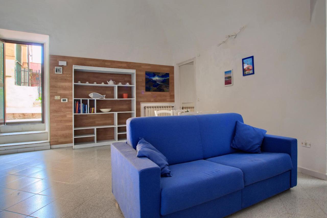 Casa A 2 Passi Dal Mare Con Patio Privato Villa Imperia Dış mekan fotoğraf
