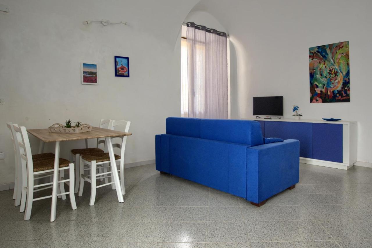 Casa A 2 Passi Dal Mare Con Patio Privato Villa Imperia Dış mekan fotoğraf